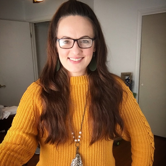 Meet your Posher, Ashleigh - Picture 1 of 1